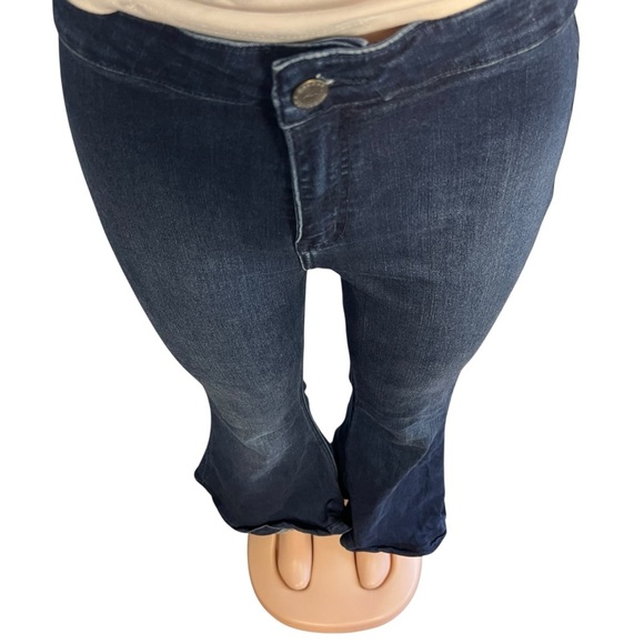 Kancan Ultra High Rise Extreme Flare Jeans - Picture 4 of 8